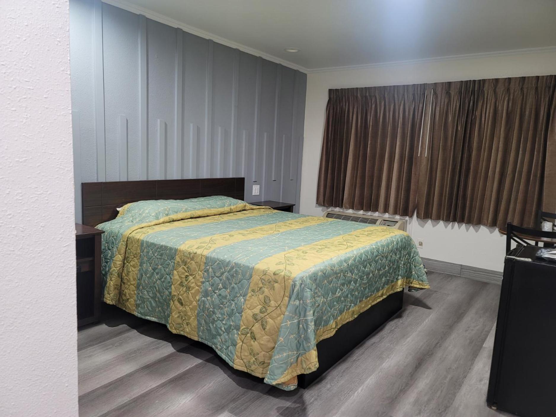 Whittier Travel Inn Экстерьер фото