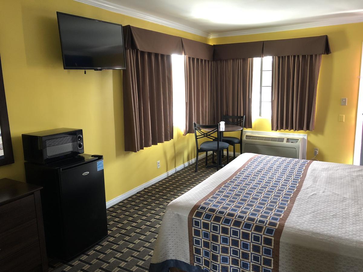 Whittier Travel Inn Экстерьер фото