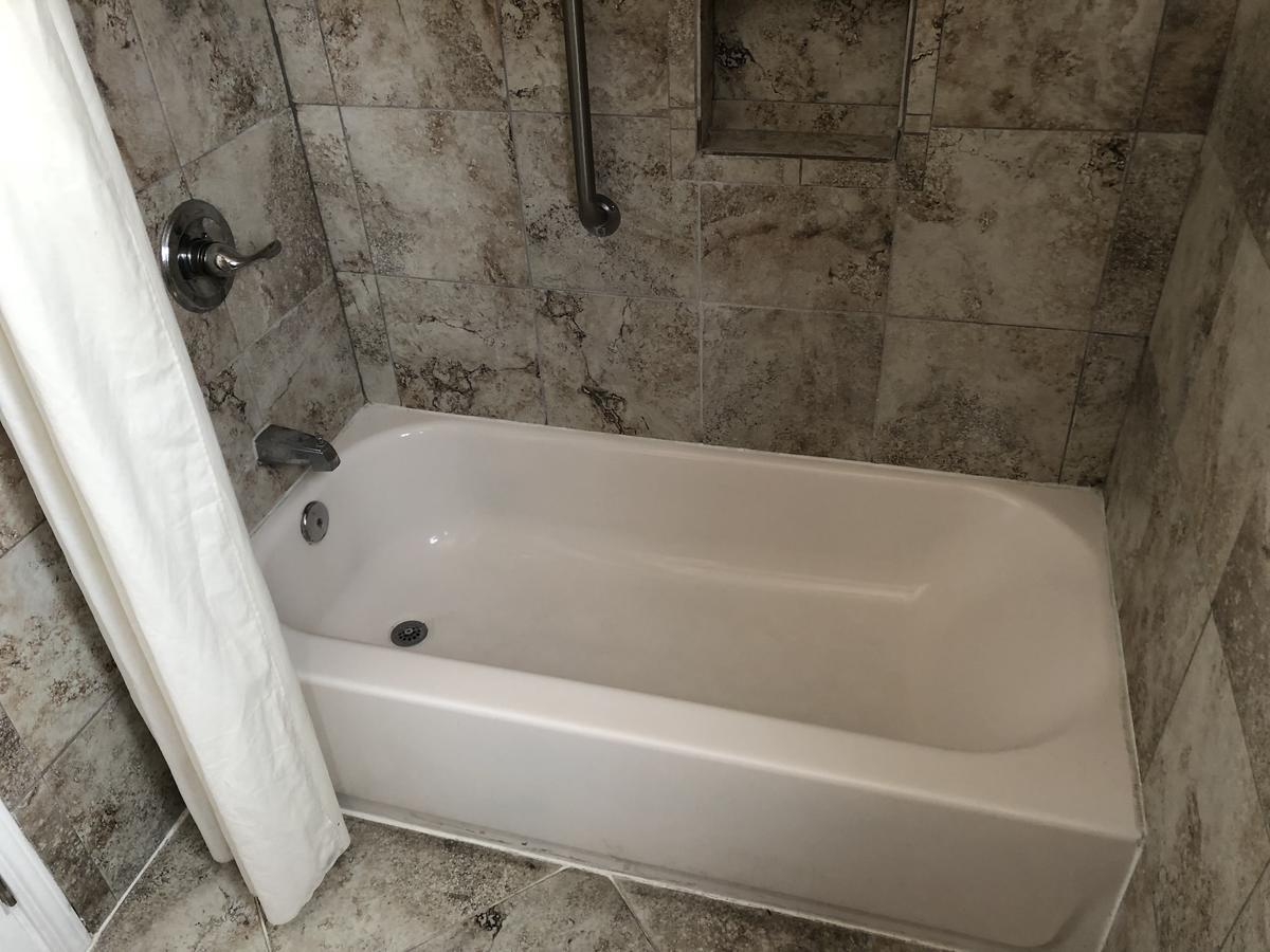 Whittier Travel Inn Экстерьер фото