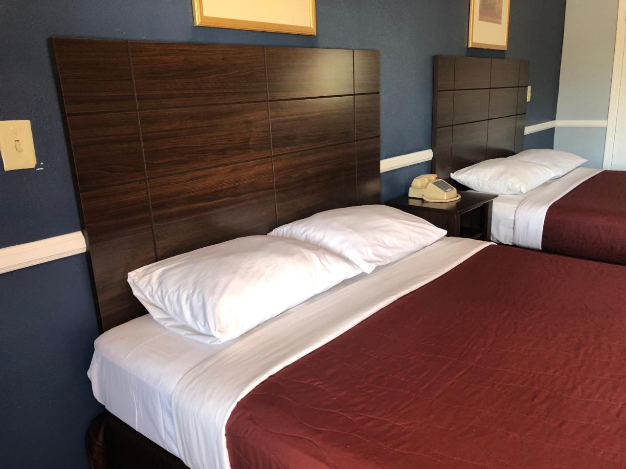 Whittier Travel Inn Экстерьер фото